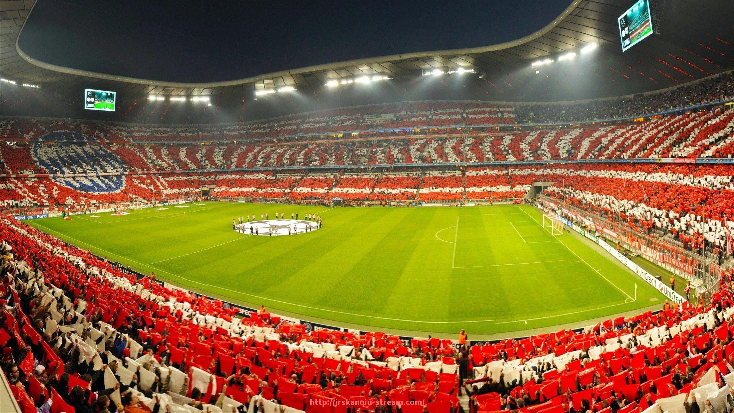 JRS低调看球-世俱杯赛季最佳阵容球员分析与战术核心定位探讨