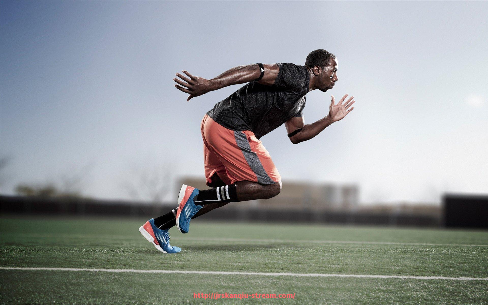 JRS低调看球-欧冠巴萨大战巴黎圣日耳曼战术与关键球员对比